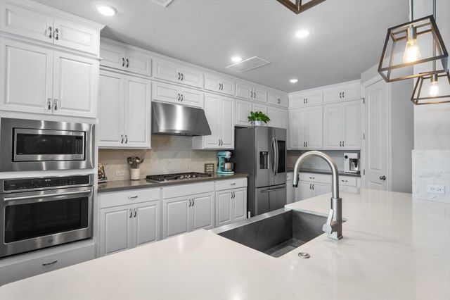 2709 Villa Capri CT, Leander, TX 78641