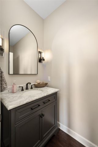 529 Napa Valley Drive, Milford Charter Township, MI 48381