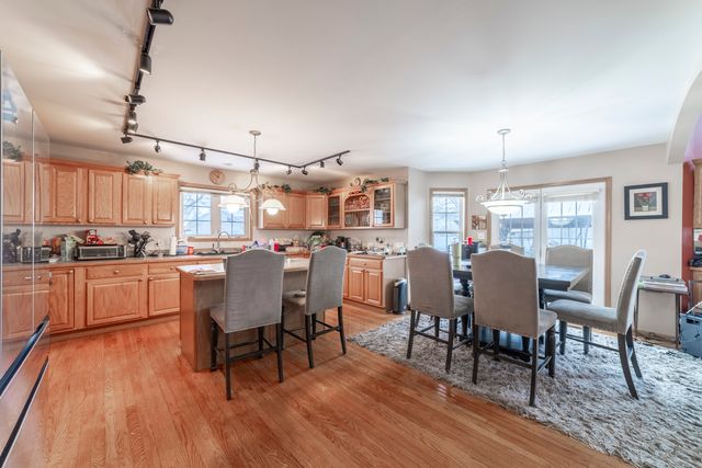 2078 Bluestem Parkway, Lynwood, IL 60411