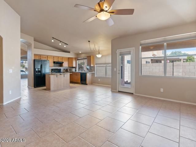 9733 W RUNION Drive, Peoria, AZ 85382