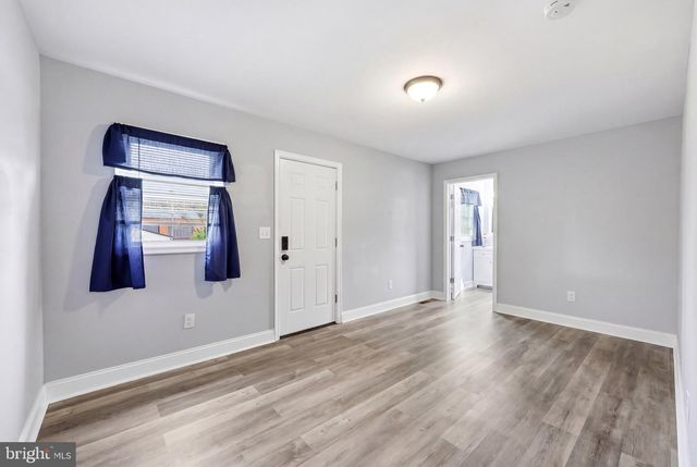 262 N WASHINGTON ST, Berkeley Springs, WV 25411