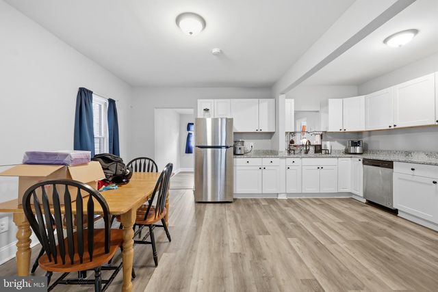 262 N WASHINGTON ST, Berkeley Springs, WV 25411