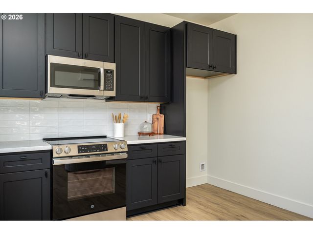87 Ne 78th Ave, Portland, OR 97213