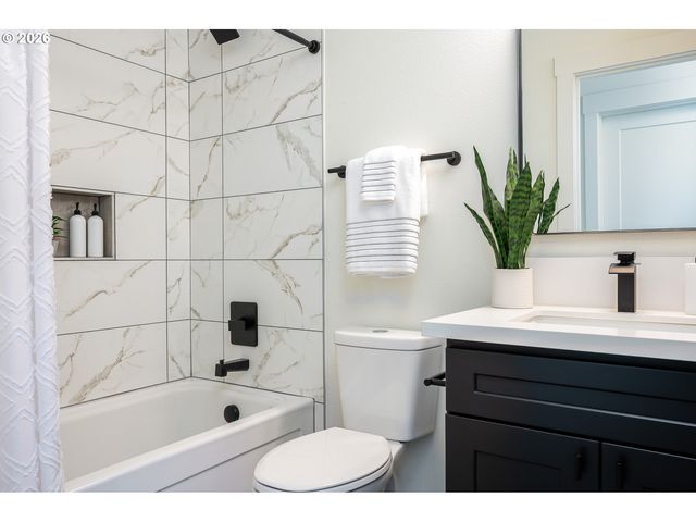 87 Ne 78th Ave, Portland, OR 97213