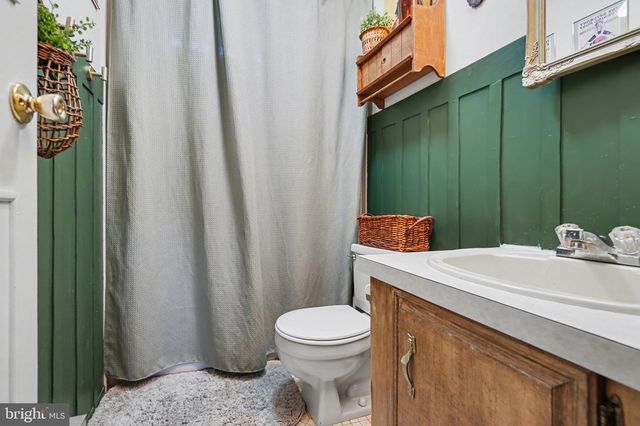 204 N 3RD ST, Halifax, PA 17032