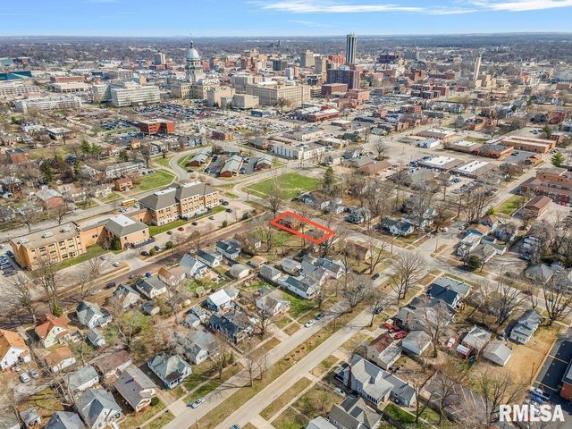 821 S Pasfield Street, Springfield, IL 62704