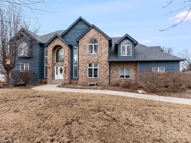 107 W North Street, Gardner, IL 60424