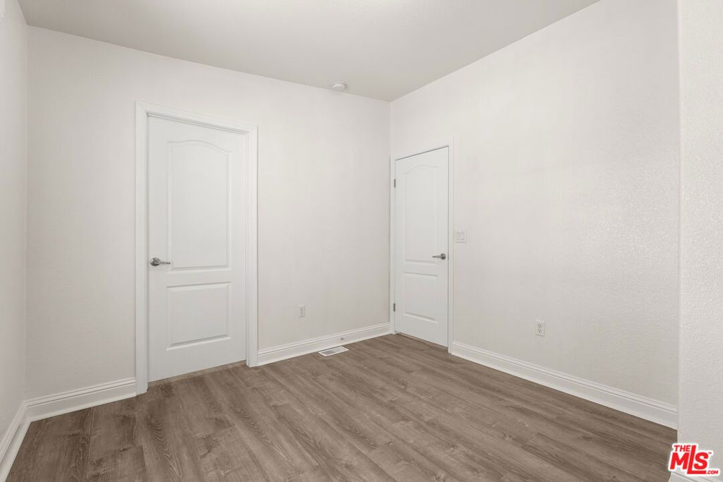 Image 13 of property listing at 8250 Lankershim Boulevard 140, North Hollywood, CA 91605