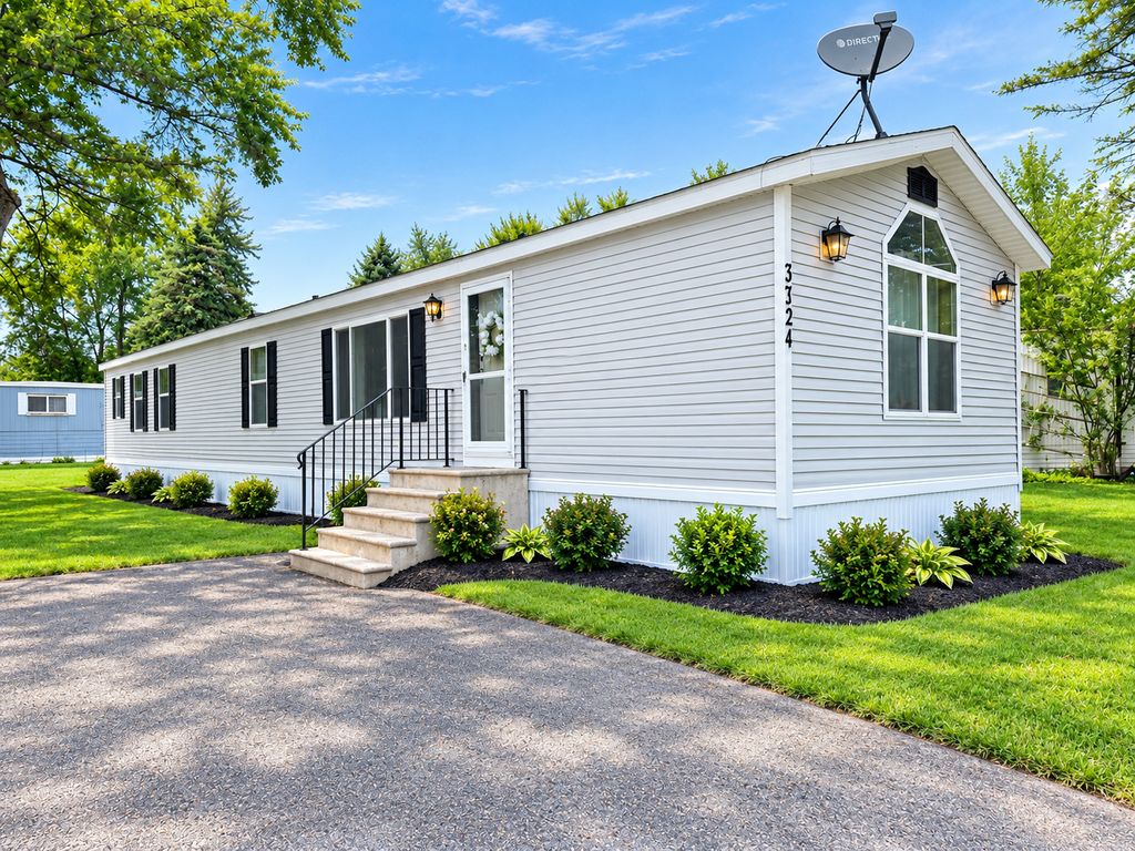 3321 89th Drive NE, Blaine, MN 55449 — exterior