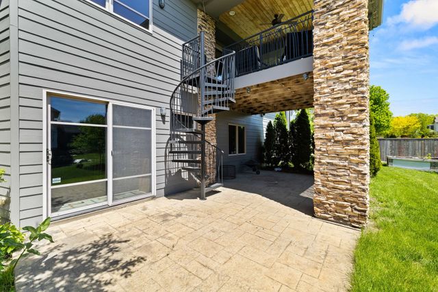4303 161st Street, Urbandale, IA 50323