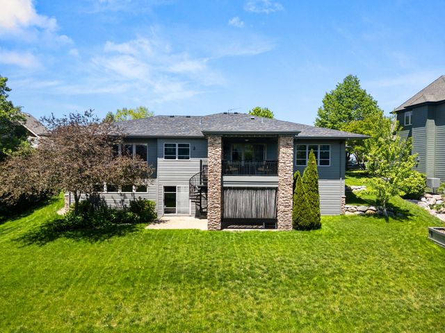 4303 161st Street, Urbandale, IA 50323