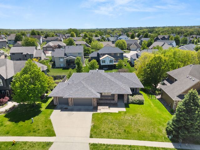 4303 161st Street, Urbandale, IA 50323