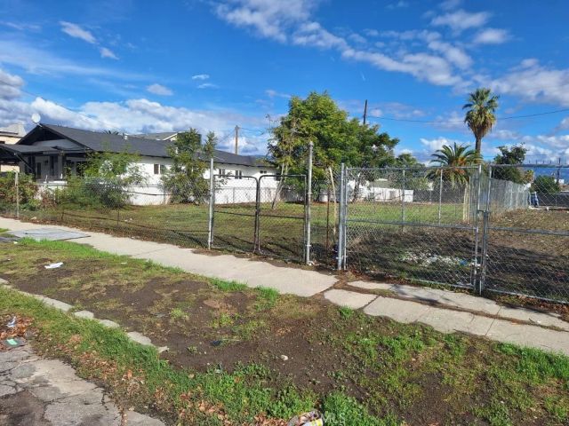 157 N J, San Bernardino, CA 92410