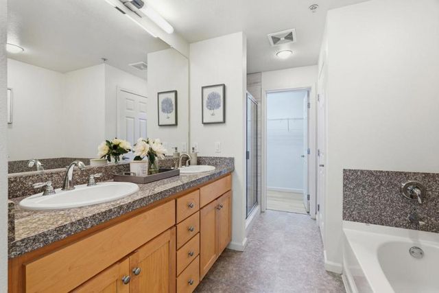 800 N 8th Street 129, San Jose, CA 95112
