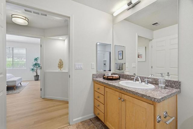 800 N 8th Street 129, San Jose, CA 95112