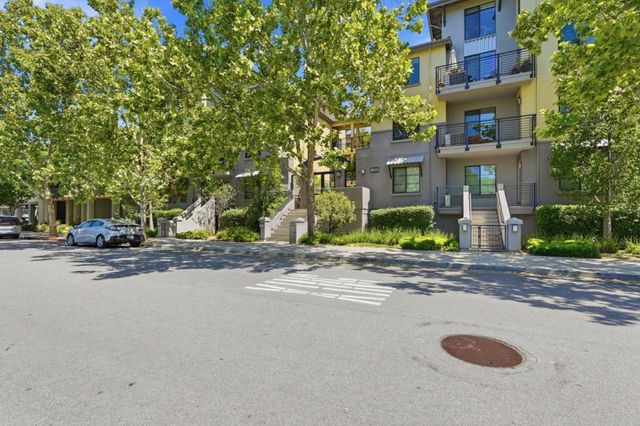 800 N 8th Street 129, San Jose, CA 95112
