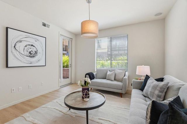 800 N 8th Street 129, San Jose, CA 95112