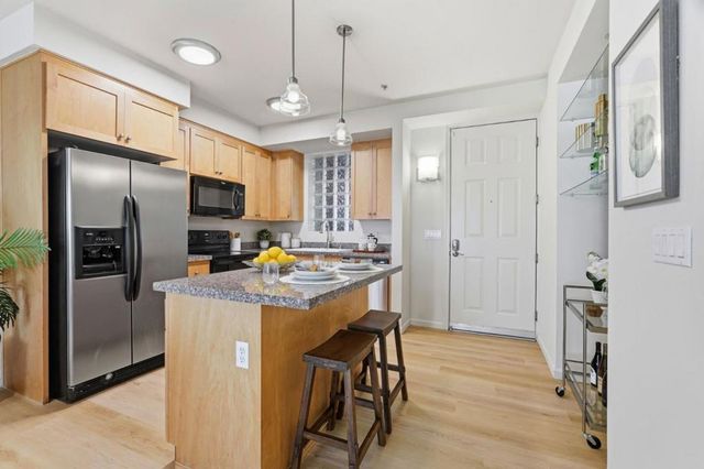 800 N 8th Street 129, San Jose, CA 95112