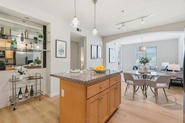 800 N 8th Street 129, San Jose, CA 95112