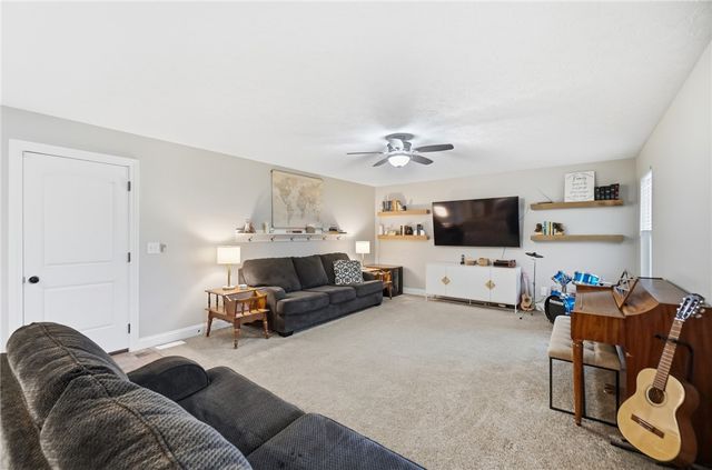 254 Auburn Meadows Court, Carlisle, OH 45005