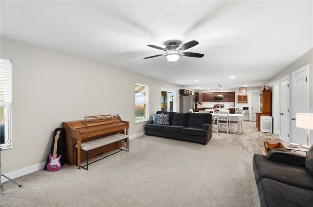 254 Auburn Meadows Court, Carlisle, OH 45005