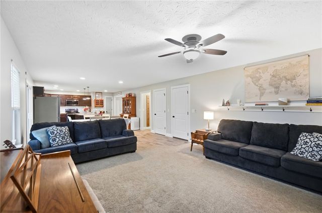 254 Auburn Meadows Court, Carlisle, OH 45005