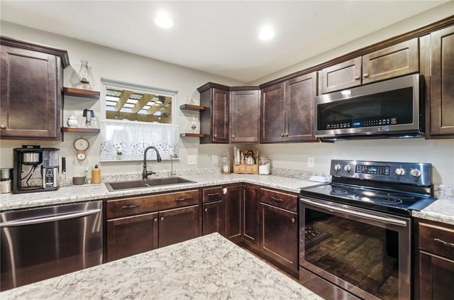 254 Auburn Meadows Court, Carlisle, OH 45005