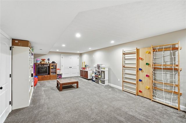 254 Auburn Meadows Court, Carlisle, OH 45005