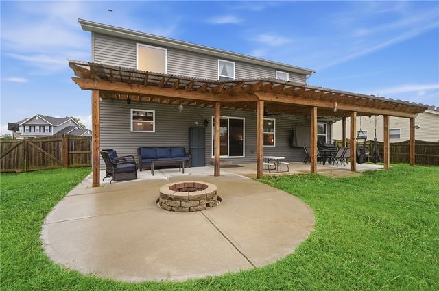 254 Auburn Meadows Court, Carlisle, OH 45005