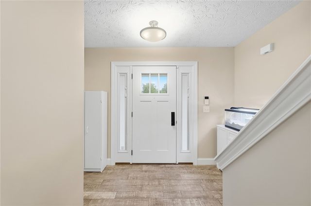 254 Auburn Meadows Court, Carlisle, OH 45005