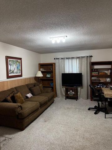 950 Berry Street, Manning, SC 29102