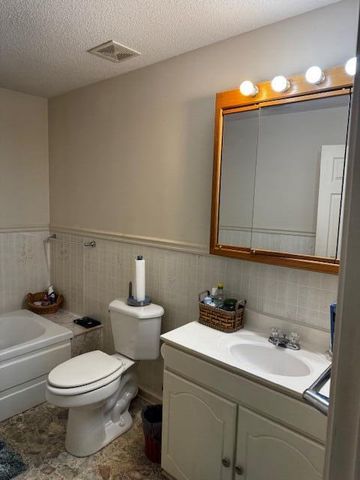 950 Berry Street, Manning, SC 29102