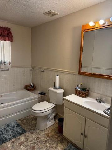 950 Berry Street, Manning, SC 29102