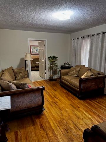 950 Berry Street, Manning, SC 29102