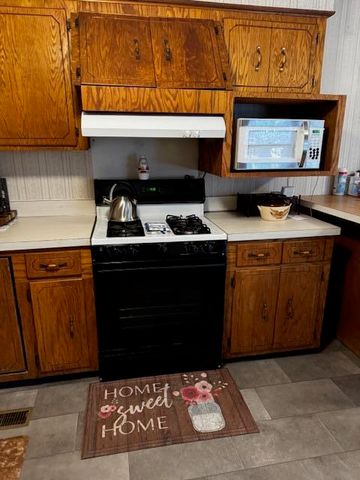 950 Berry Street, Manning, SC 29102