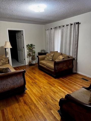 950 Berry Street, Manning, SC 29102