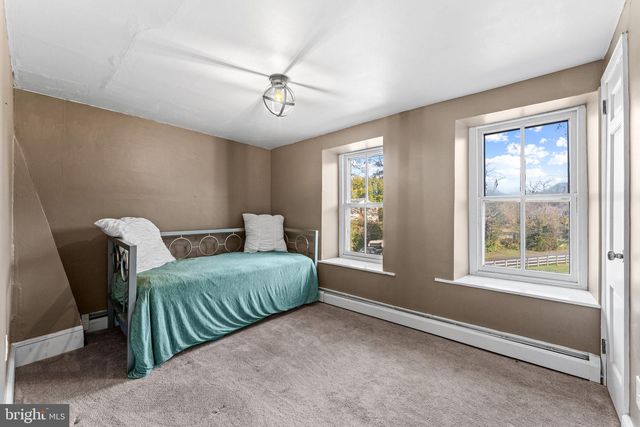 120 ALACKNESS RD, Spring City, PA 19475