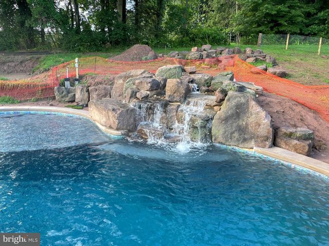 120 ALACKNESS RD, Spring City, PA 19475