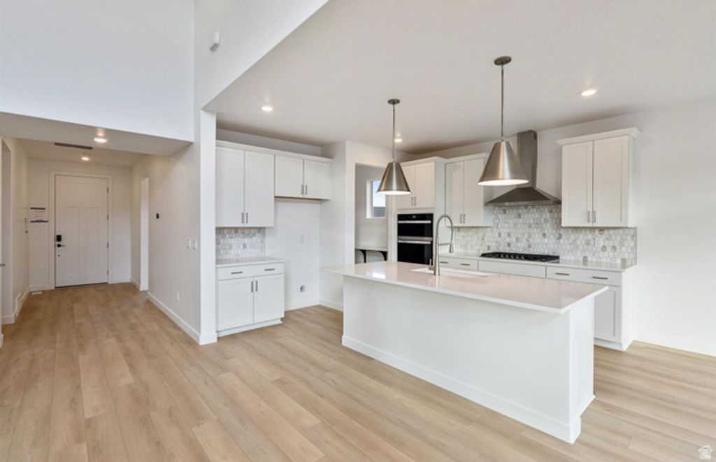 Image 4 of property listing at 1003 E 310 S, Salem, UT 84653