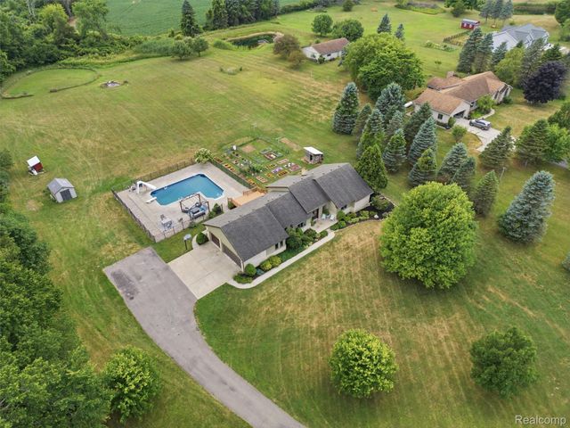 12116 Coolidge Road, Atlas Township, MI 48438