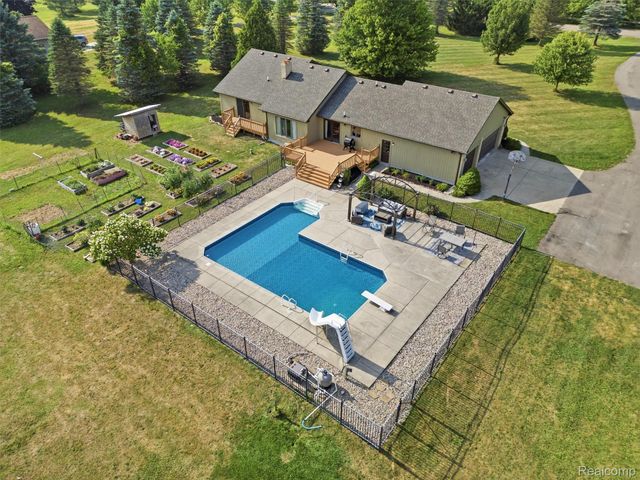12116 Coolidge Road, Atlas Township, MI 48438