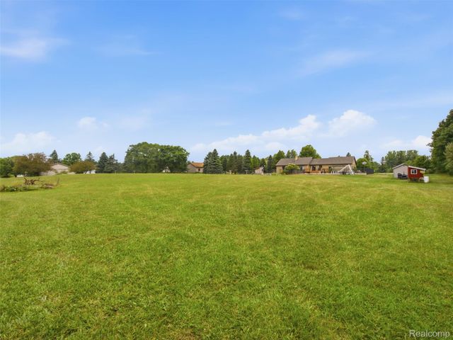 12116 Coolidge Road, Atlas Township, MI 48438