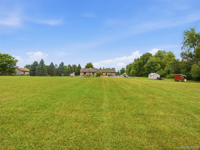 12116 Coolidge Road, Atlas Township, MI 48438