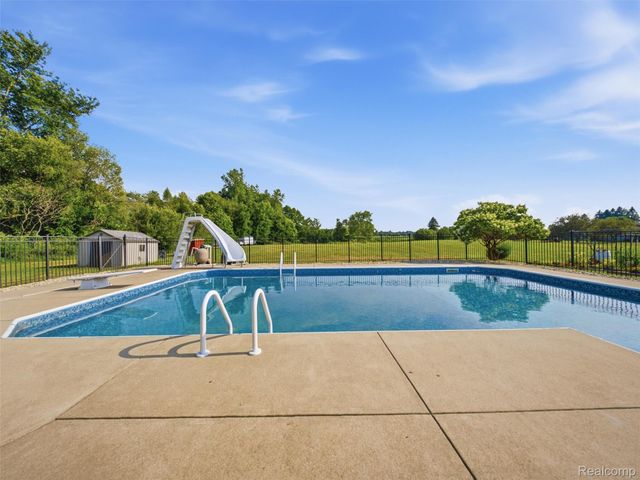 12116 Coolidge Road, Atlas Township, MI 48438