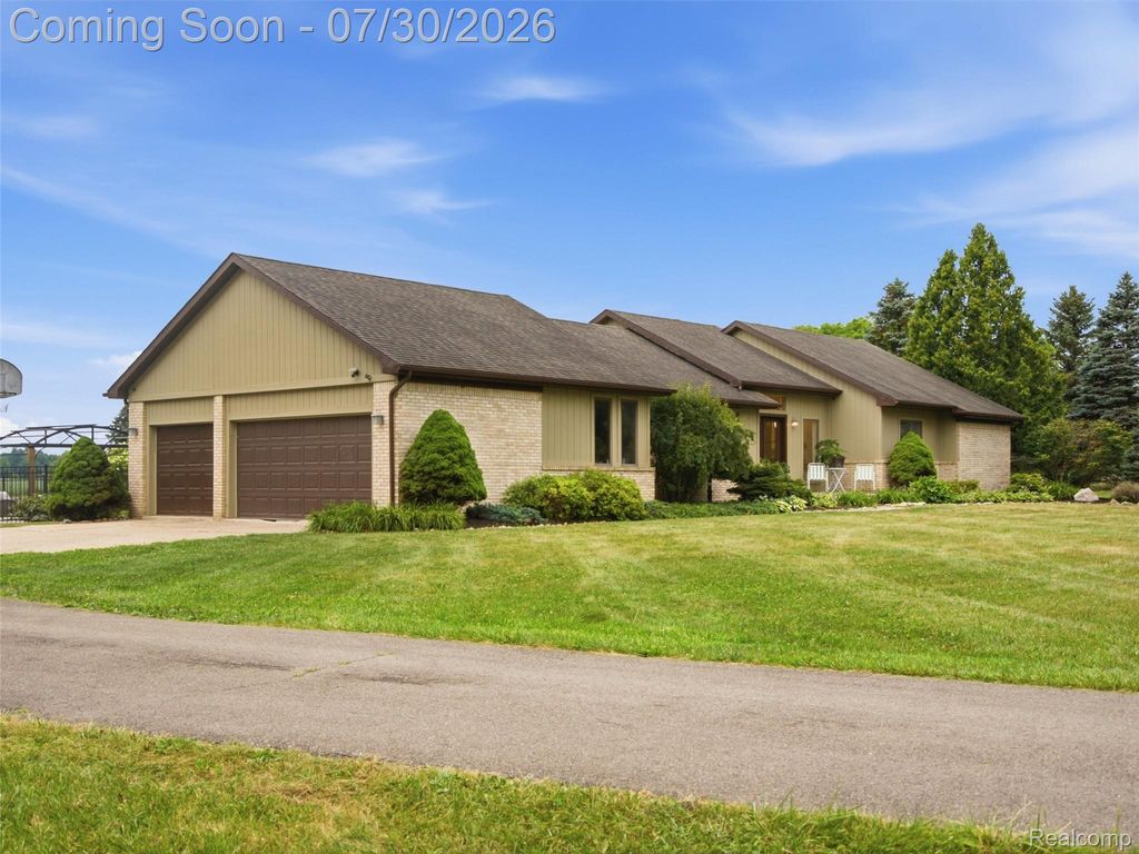 12116 Coolidge Road, Atlas Township, MI 48438