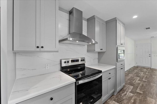 2270 GRIFFIN ROAD, Bartow, FL 33830