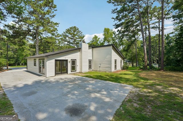 7300 Buck Creek Drive, Fairburn, GA 30213