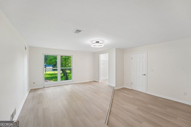 7300 Buck Creek Drive, Fairburn, GA 30213