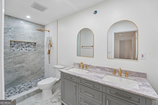 7300 Buck Creek Drive, Fairburn, GA 30213