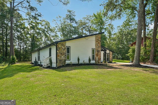 7300 Buck Creek Drive, Fairburn, GA 30213